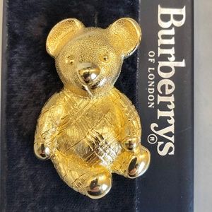 NEW OLD STOCK MINT Adorable Teddy Bear Burberrys Brooch Pin Gold Plated